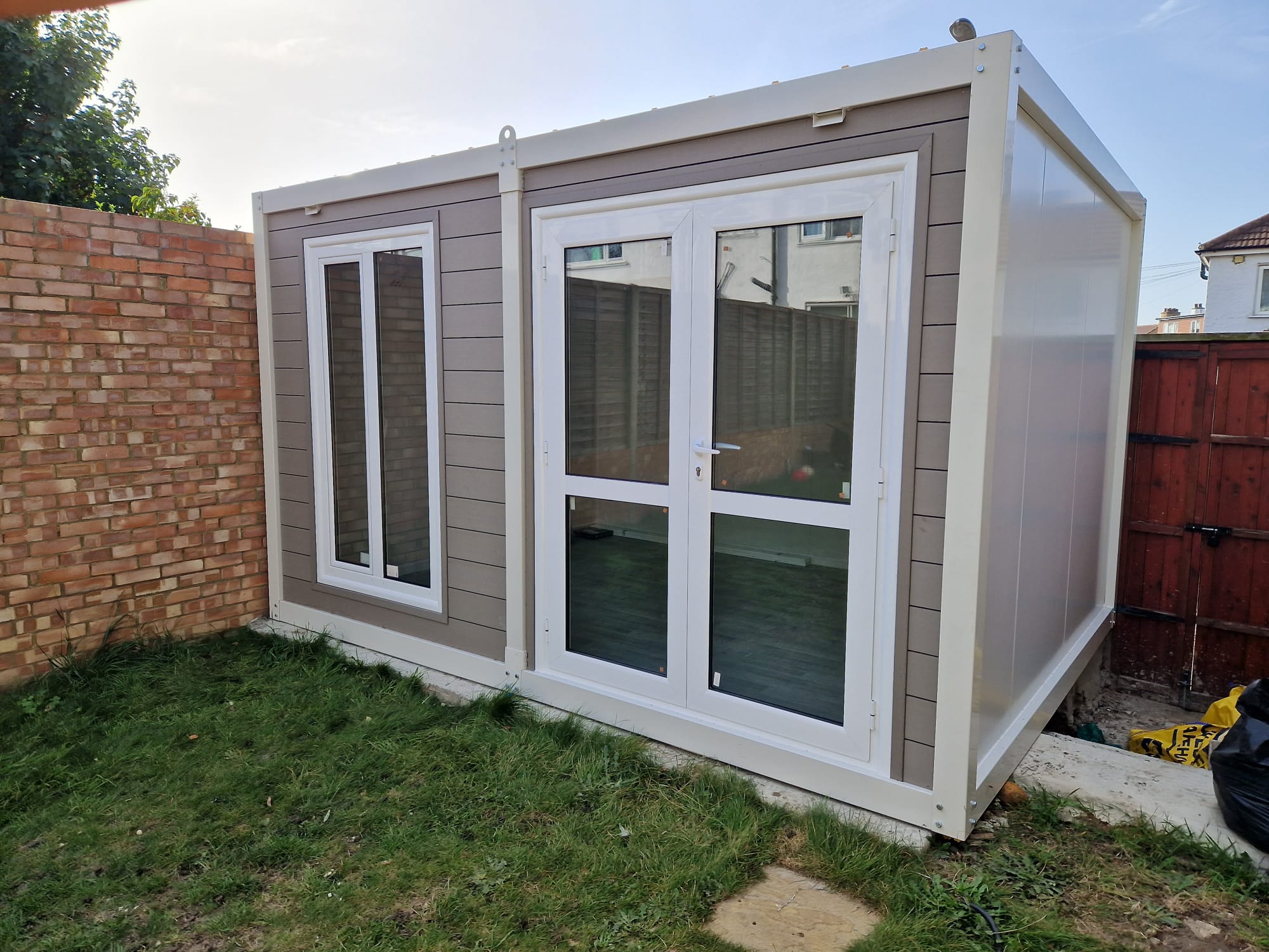 Sleek Garden Office